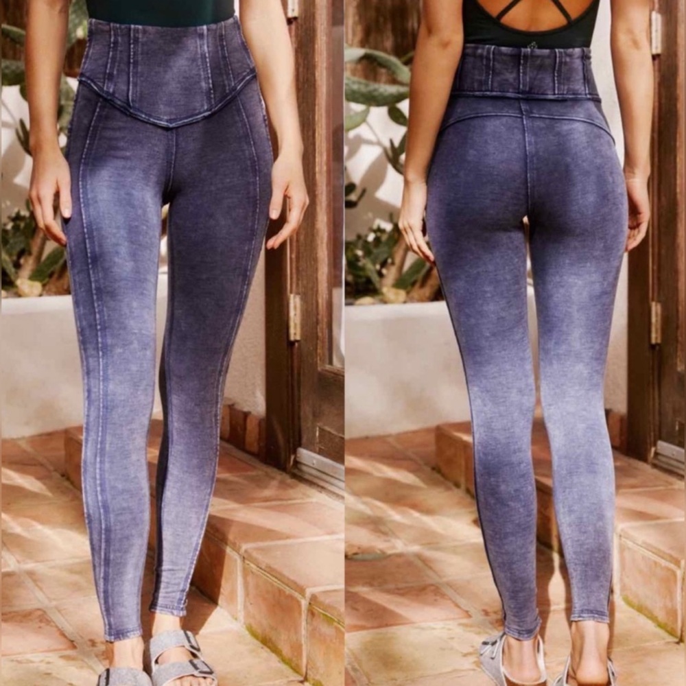 Free People Movement Hybrid Legging Sz/Large